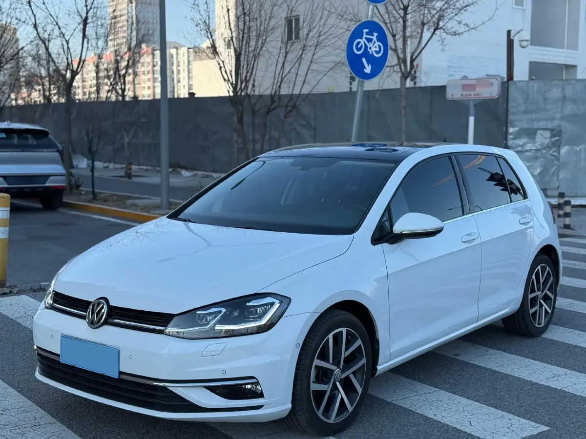 2018 Volkswagen Golf 1.4T 150HP L4 7DCT 2018 Volkswagen Golf 1.4T 150HP L4 7DCT