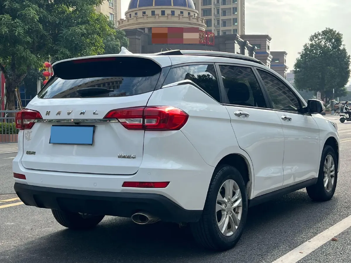 2019 Haval M6 1.5T 150HP L4 7DCT,autocango,china used car exporter,china ev exporter,chinese used car exporter,chinese used ev exporter