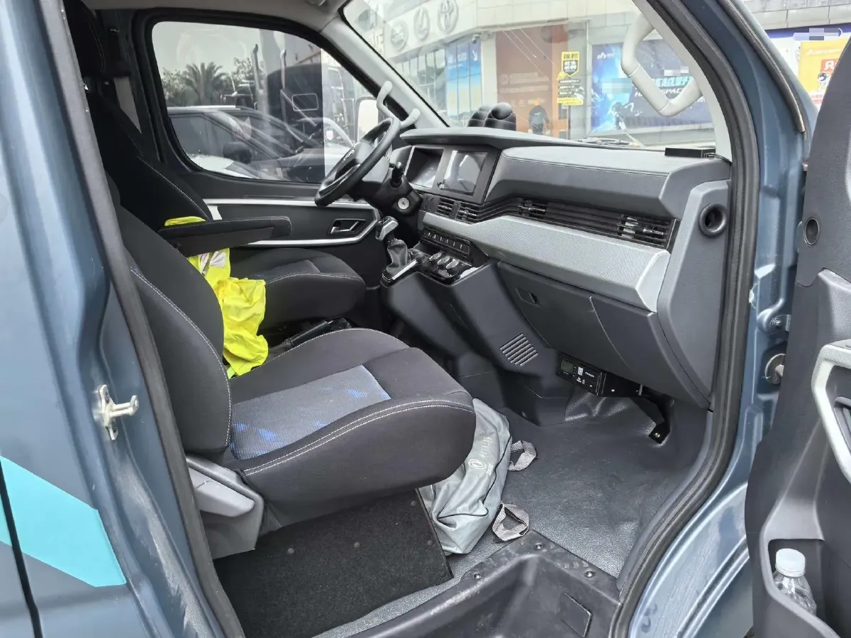 2023 DongFeng DFAC YuFeng 2.3T 136HP L4 6MT,autocango,china used car exporter,china ev exporter,chinese used car exporter,chinese used ev exporter