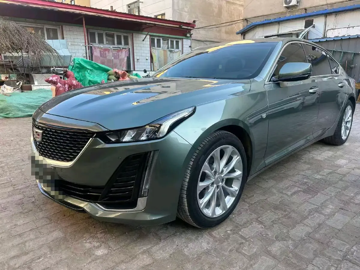 2023 Cadillac CT5 2.0T 237HP L4 10AT