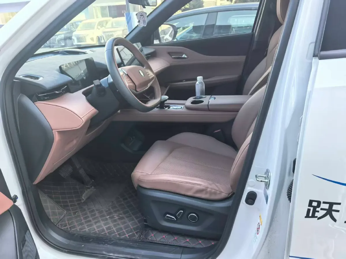 2025 ChangAn UNI-Z 1.5T 188HP L4 7DCT,autocango,china used car exporter,china ev exporter,chinese used car exporter,chinese used ev exporter