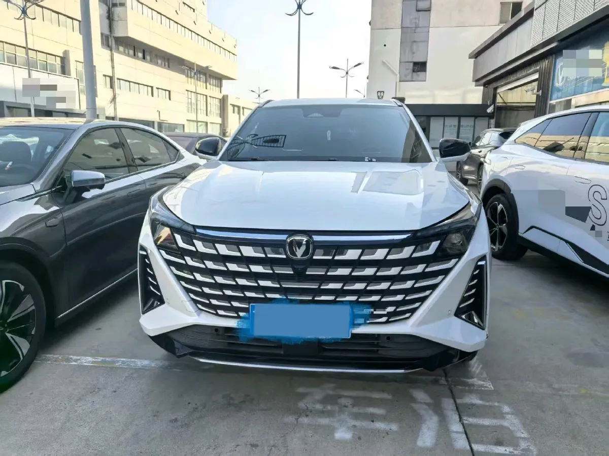 2025 ChangAn UNI-Z 1.5T 188HP L4 7DCT,autocango,china used car exporter,china ev exporter,chinese used car exporter,chinese used ev exporter