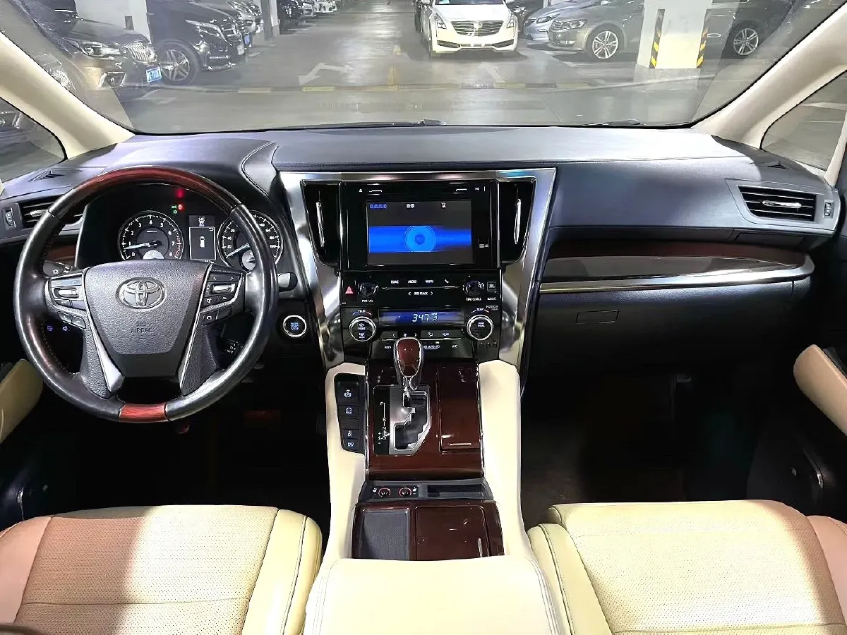 2015 Toyota Alphard 3.5L 275HP V6 6AT,autocango,china used car exporter,china ev exporter,chinese used car exporter,chinese used ev exporter