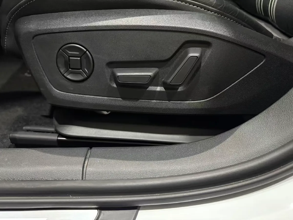 2022 Audi A3 1.4T 150HP L4 7DCT,autocango,china used car exporter,china ev exporter,chinese used car exporter,chinese used ev exporter