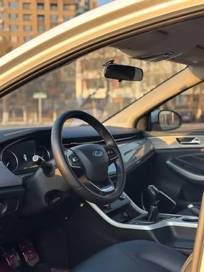 2019 Chery Arrizo 5 1.5L 116HP L4 5MT,autocango,china used car exporter,china ev exporter,chinese used car exporter,chinese used ev exporter