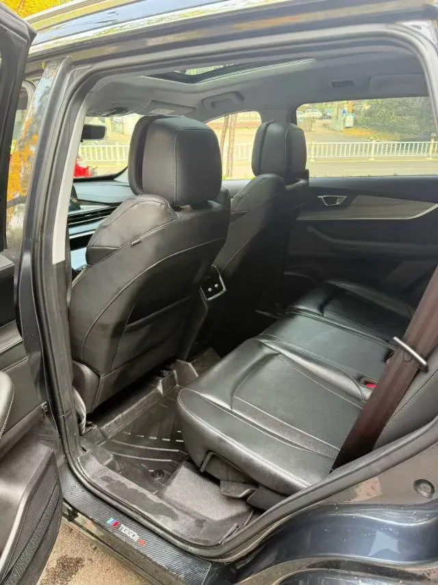 2022 Chery Tiggo 8 Plus 1.6T 197HP L4 7DCT,autocango,china used car exporter,china ev exporter,chinese used car exporter,chinese used ev exporter