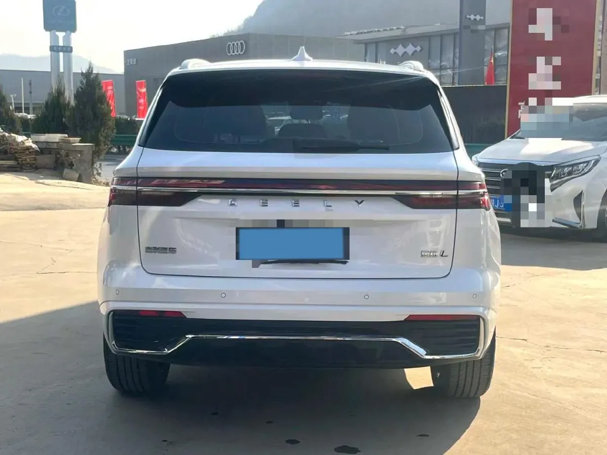 2021 Geely Monjaro 2.0T 218HP L4 7DCT,autocango,china used car exporter,china ev exporter,chinese used car exporter,chinese used ev exporter