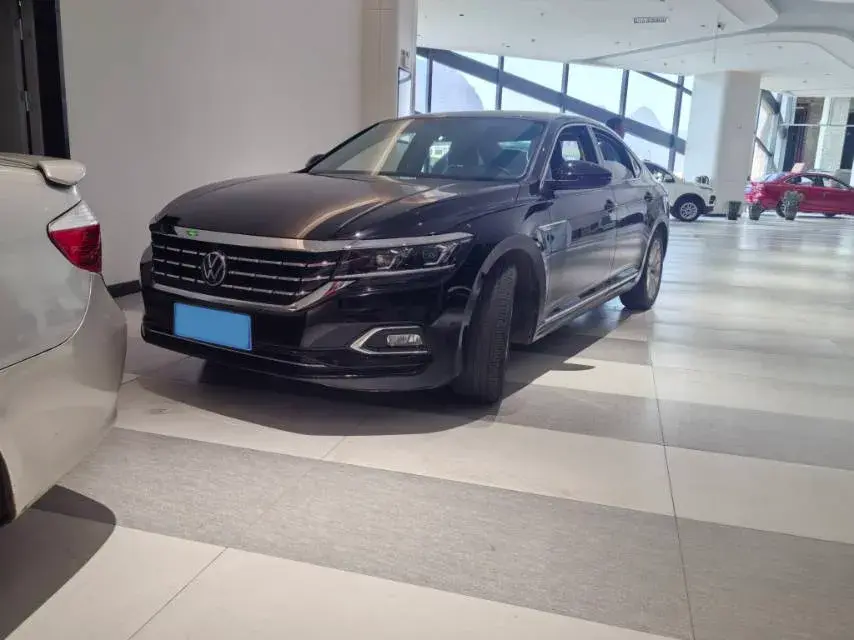 2020 Volkswagen Passat 2.0T 186HP L4 7DCT
