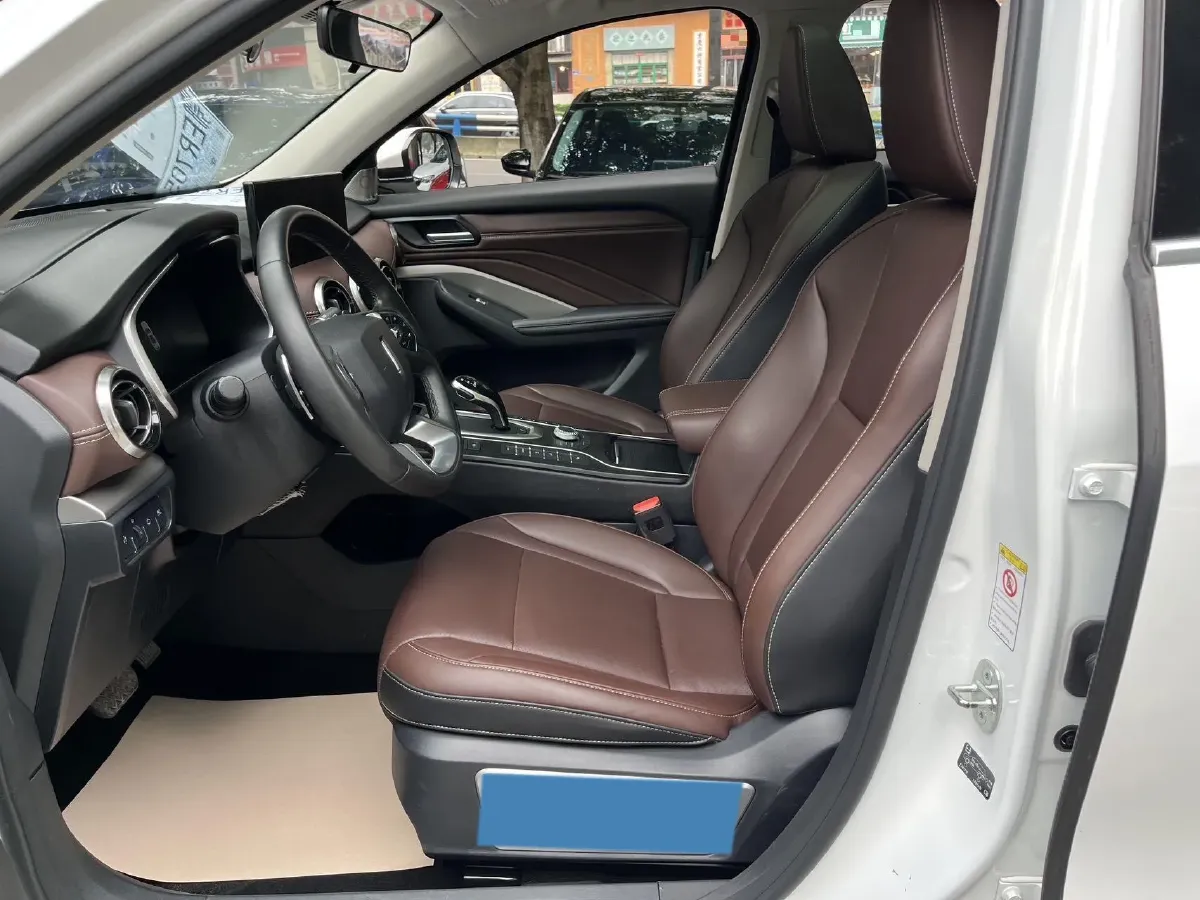 2021 WEY VV6 2.0T 227HP L4 7DCT,autocango,china used car exporter,china ev exporter,chinese used car exporter,chinese used ev exporter