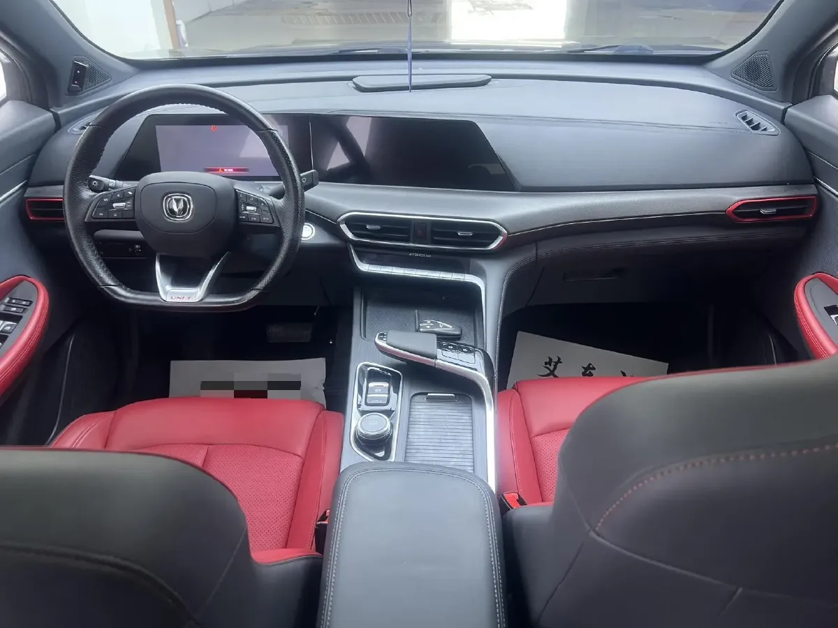 2020 ChangAn UNI-T 1.5T 180HP L4 7DCT,autocango,china used car exporter,china ev exporter,chinese used car exporter,chinese used ev exporter