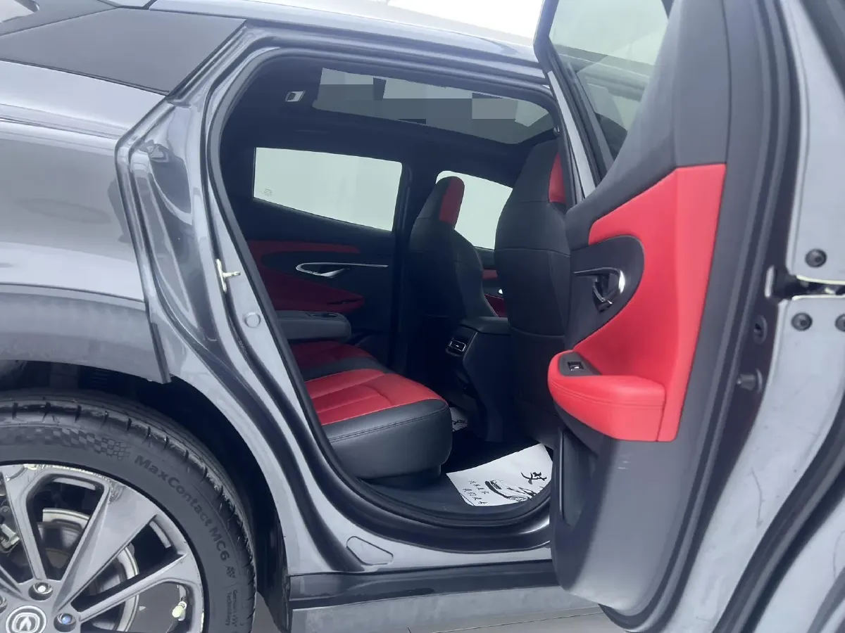 2020 ChangAn UNI-T 1.5T 180HP L4 7DCT,autocango,china used car exporter,china ev exporter,chinese used car exporter,chinese used ev exporter