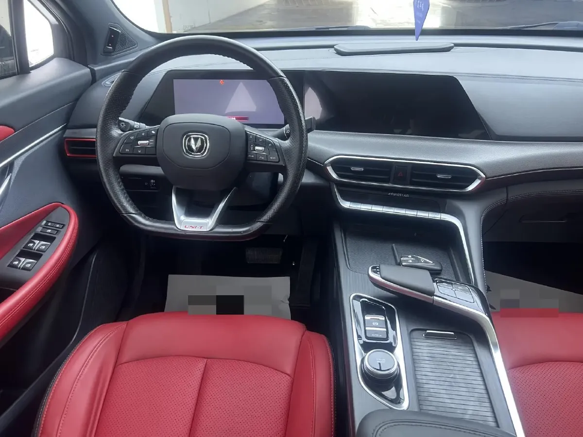 2020 ChangAn UNI-T 1.5T 180HP L4 7DCT,autocango,china used car exporter,china ev exporter,chinese used car exporter,chinese used ev exporter