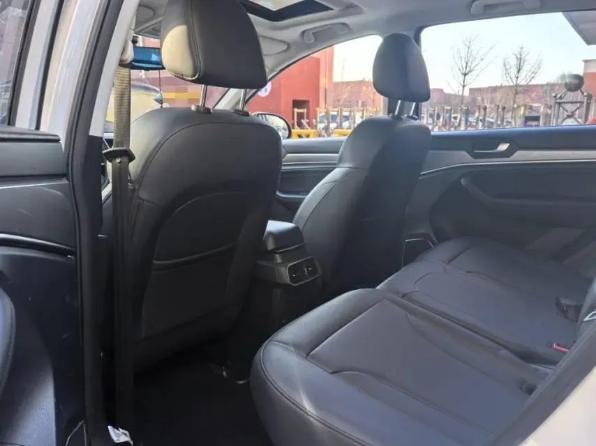 2018 Haval H6 1.5T 150HP L4 7DCT,autocango,china used car exporter,china ev exporter,chinese used car exporter,chinese used ev exporter