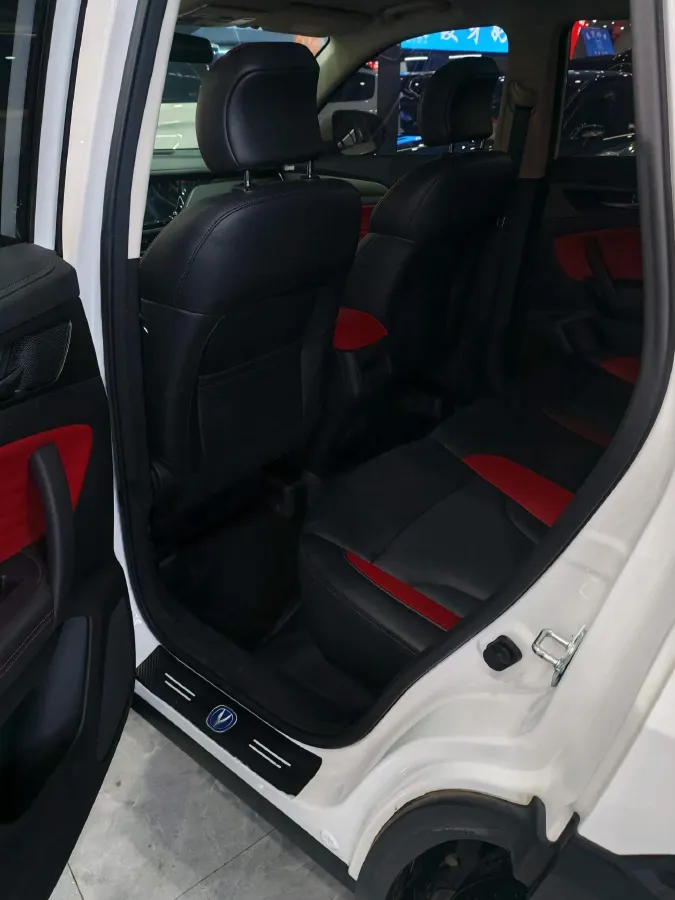 2021 ChangAn CS35 Plus 1.6L 128HP L4 CVT,autocango,china used car exporter,china ev exporter,chinese used car exporter,chinese used ev exporter