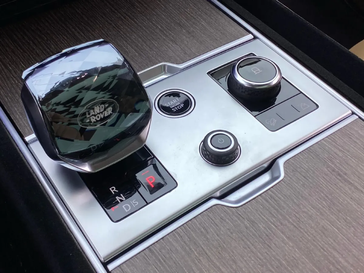 2023 Land Rover Range Rover 3.0T 360HP L6 8AT,autocango,china used car exporter,china ev exporter,chinese used car exporter,chinese used ev exporter