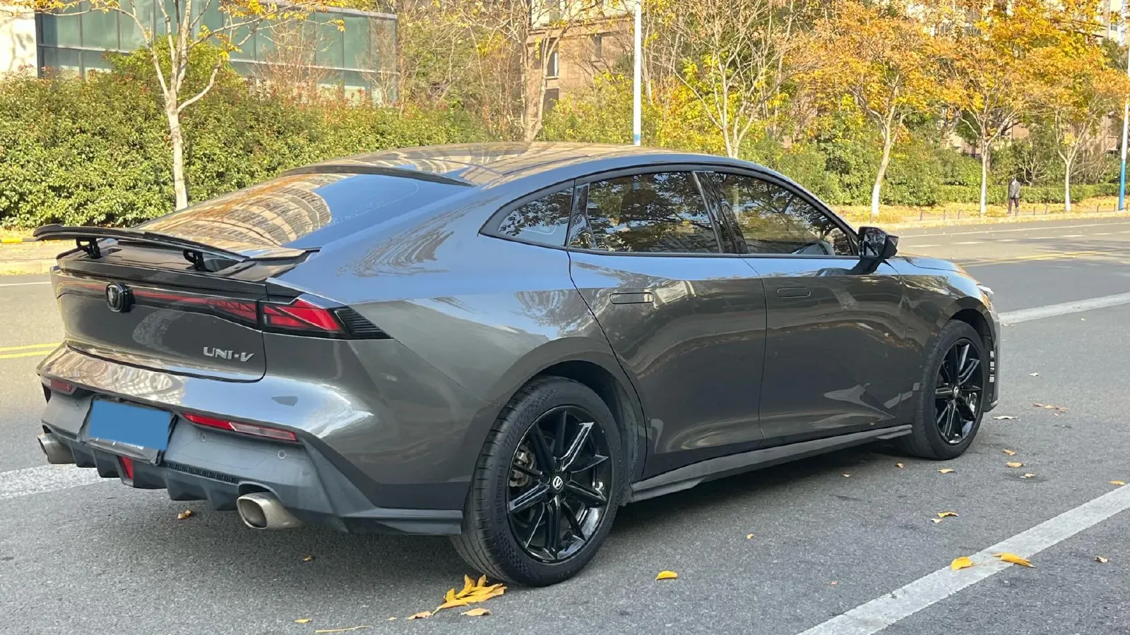 2022 ChangAn UNI-V 1.5T 188HP L4 7DCT,autocango,china used car exporter,china ev exporter,chinese used car exporter,chinese used ev exporter