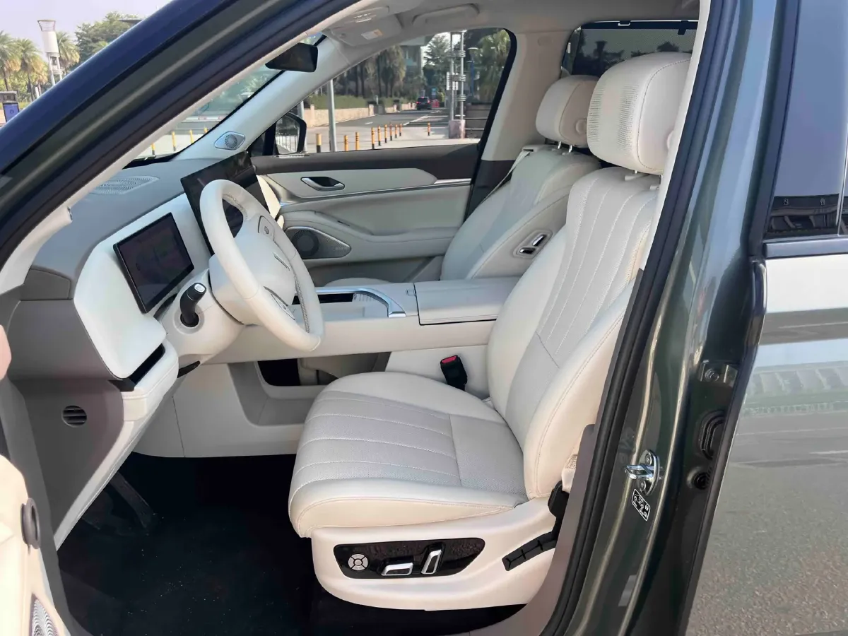 2025 WEY BlueMountain 1.5T 170HP L4 4DHT PHEV 44.5KWH,autocango,china used car exporter,china ev exporter,chinese used car exporter,chinese used ev exporter