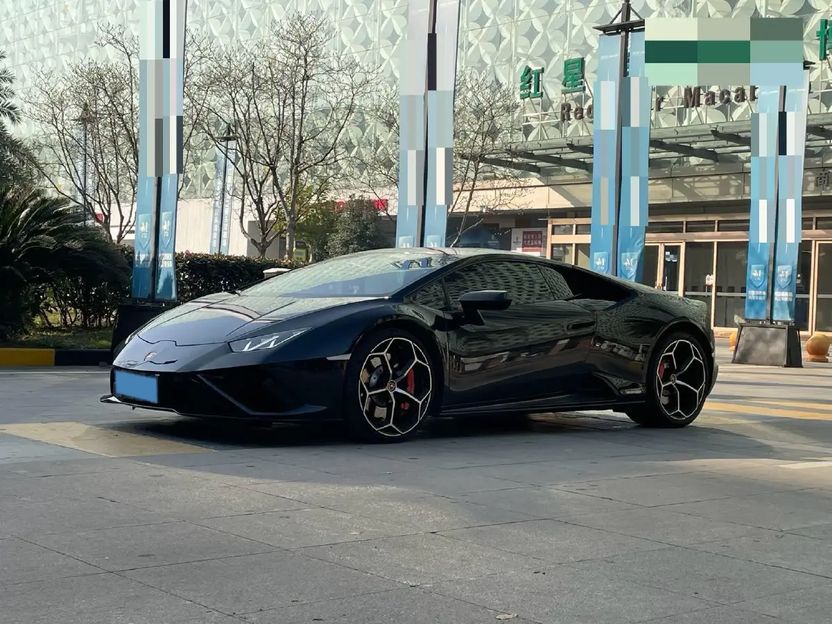 2020 Lamborghini Huracán 5.2L 611HP V10 7DCT