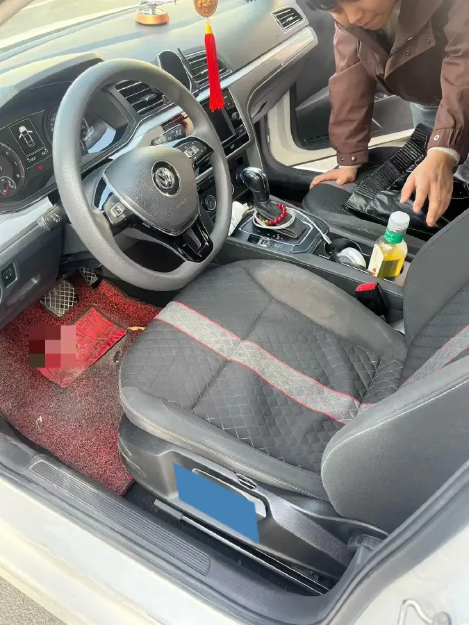 2019 Volkswagen T-Cross 1.4T 150HP L4 7DCT,autocango,china used car exporter,china ev exporter,chinese used car exporter,chinese used ev exporter