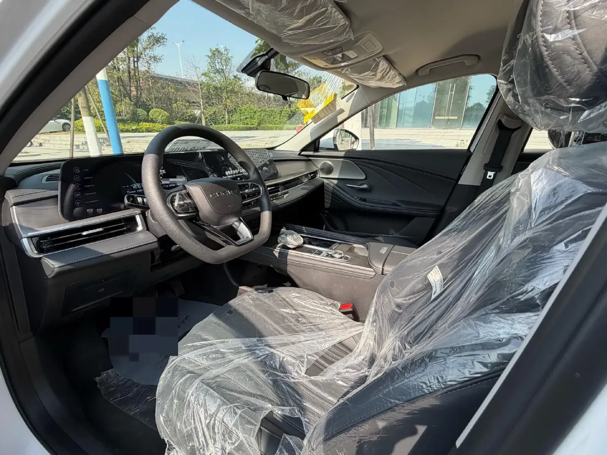 2024 Fulwin FulwinA8 1.5T 156HP L4 1DHT PHEV 18.3KWH,autocango,china used car exporter,china ev exporter,chinese used car exporter,chinese used ev exporter