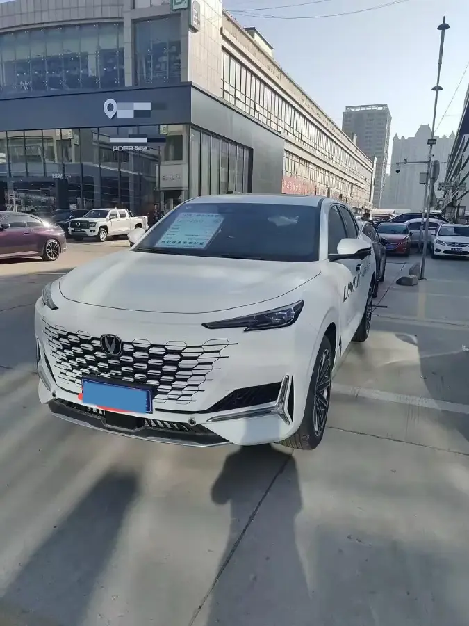 2021 ChangAn UNI-K 2.0T 233HP L4 8AT