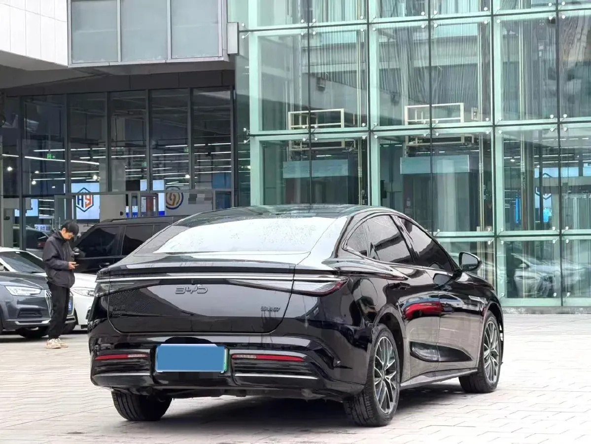 2025 BYD Seal07 DM-i 1.5L 101HP L4 E-CVT PHEV 17.6KWH,autocango,china used car exporter,china ev exporter,chinese used car exporter,chinese used ev exporter