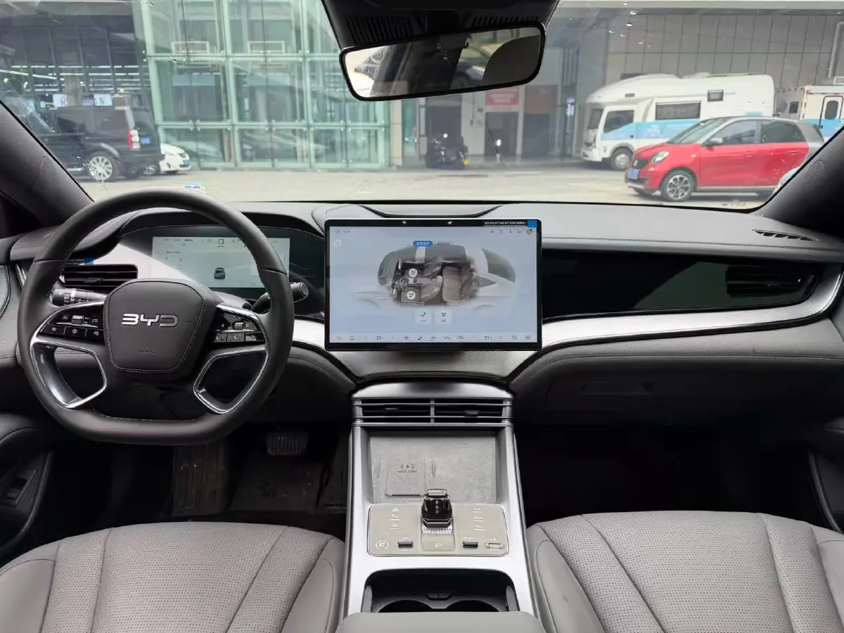 2025 BYD Seal07 DM-i 1.5L 101HP L4 E-CVT PHEV 17.6KWH,autocango,china used car exporter,china ev exporter,chinese used car exporter,chinese used ev exporter