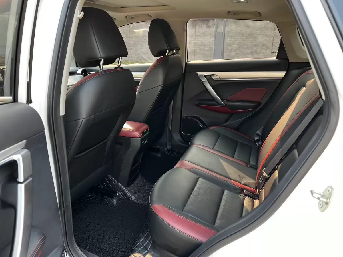 2021 Geely Coolray 1.4T 141HP L4 6DCT,autocango,china used car exporter,china ev exporter,chinese used car exporter,chinese used ev exporter