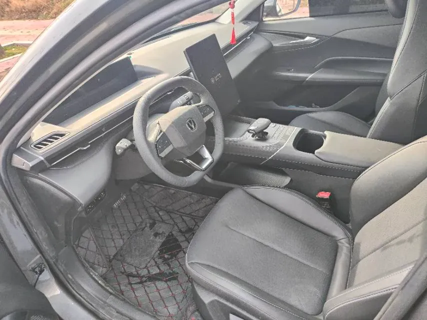 2024 ChangAn Eado 1.5T 170HP L4 7DCT,autocango,china used car exporter,china ev exporter,chinese used car exporter,chinese used ev exporter