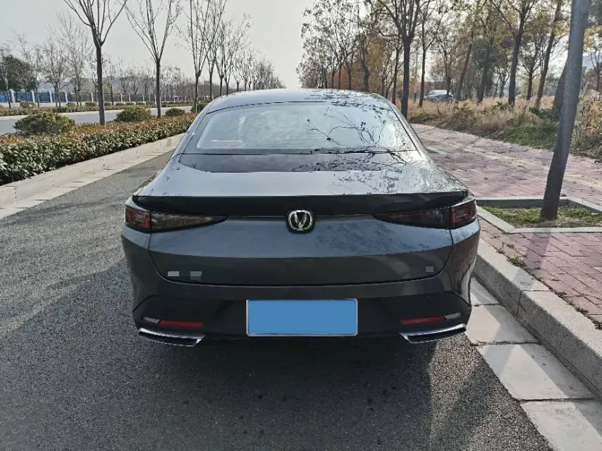 2024 ChangAn Eado 1.5T 170HP L4 7DCT,autocango,china used car exporter,china ev exporter,chinese used car exporter,chinese used ev exporter