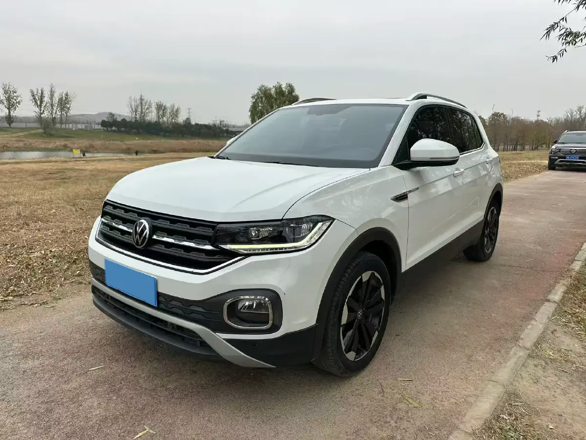 2023 Volkswagen Tacqua 1.2T 116HP L4 7DCT