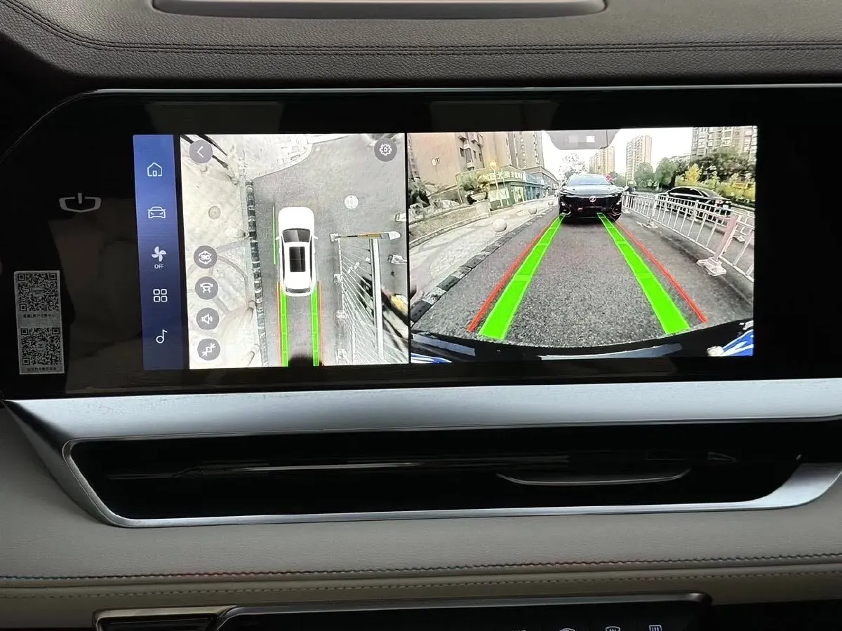 2021 Geely Monjaro 2.0T 218HP L4 7DCT,autocango,china used car exporter,china ev exporter,chinese used car exporter,chinese used ev exporter