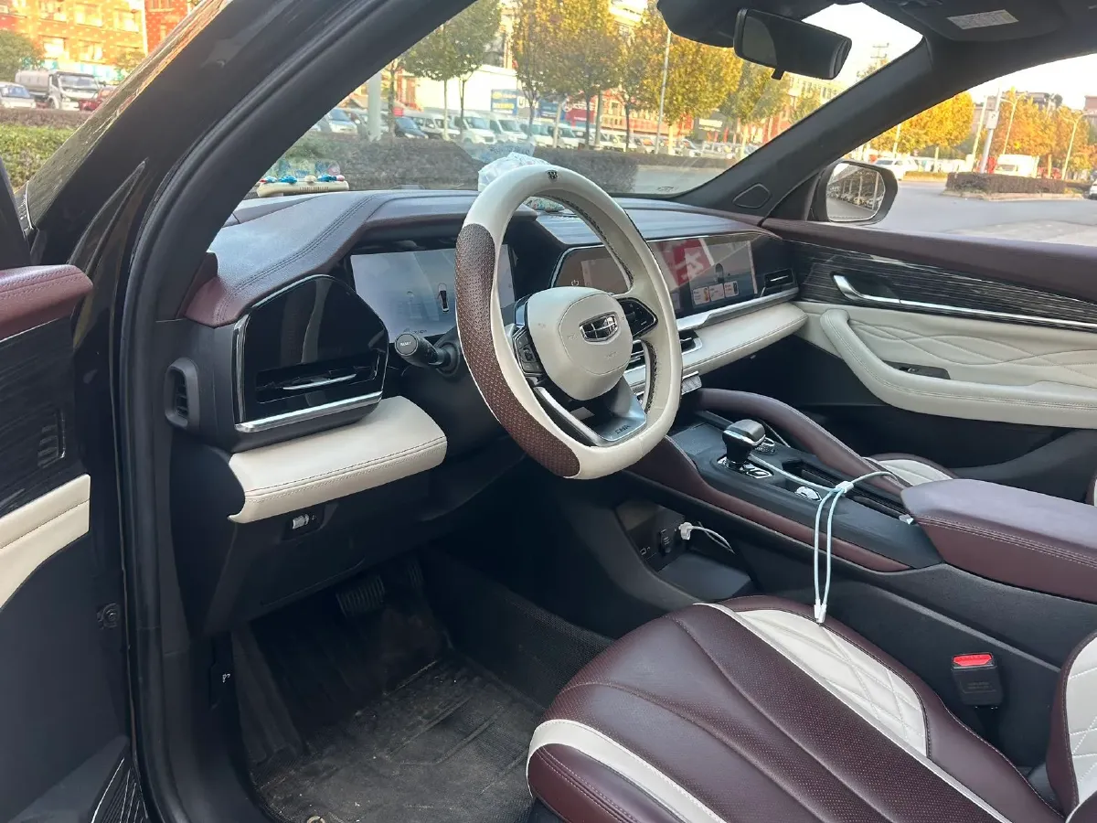 2021 Geely Monjaro 2.0T 218HP L4 7DCT,autocango,china used car exporter,china ev exporter,chinese used car exporter,chinese used ev exporter