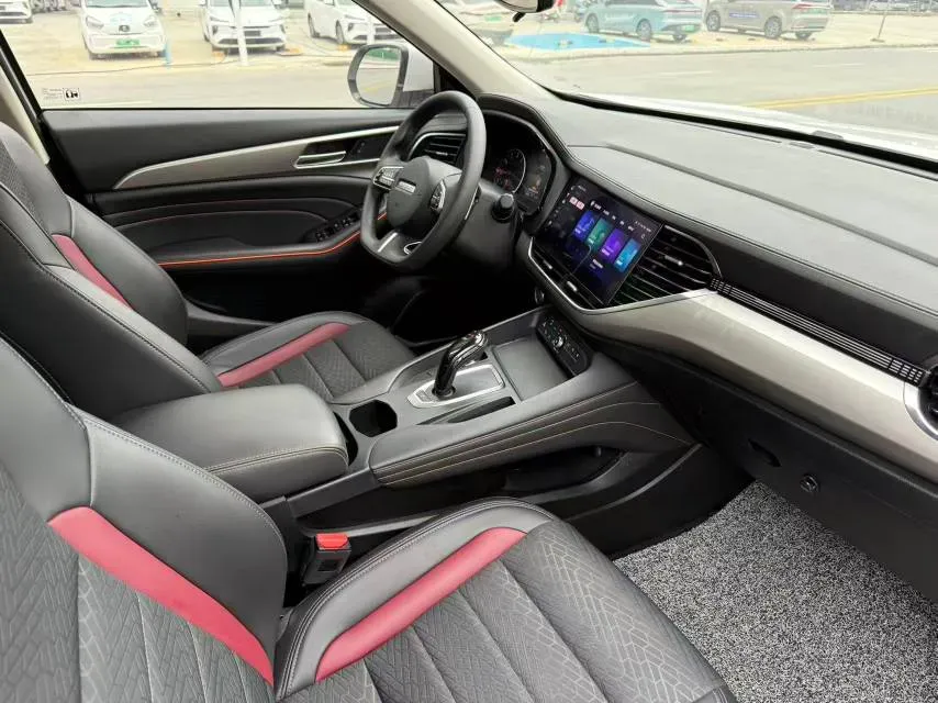 2021 Haval F7 1.5T 169HP L4 7DCT,autocango,china used car exporter,china ev exporter,chinese used car exporter,chinese used ev exporter