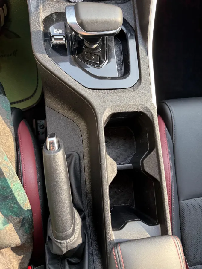 2021 Geely Coolray 1.4T 141HP L4 6DCT,autocango,china used car exporter,china ev exporter,chinese used car exporter,chinese used ev exporter