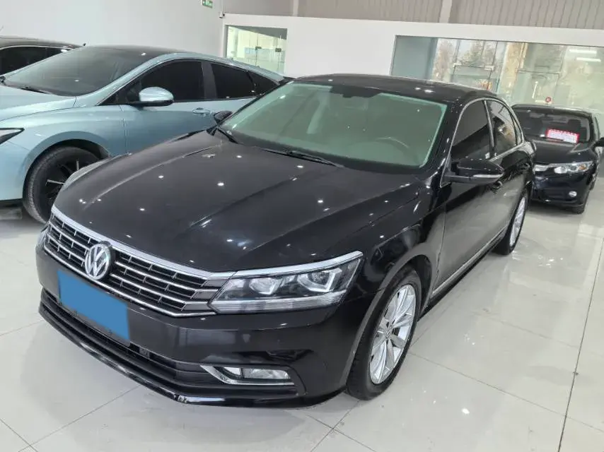 2017 Volkswagen Passat 1.8T 180HP L4 7DCT