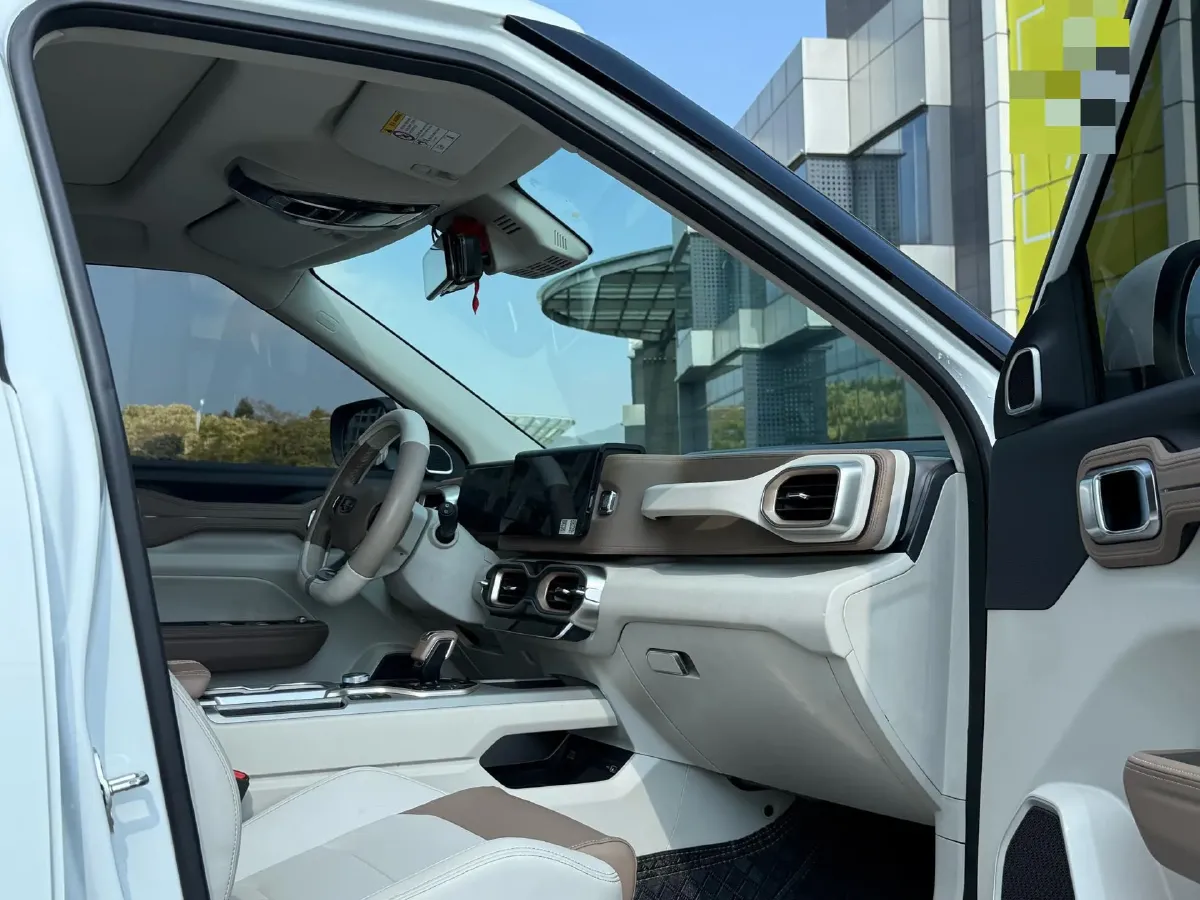 2020 Geely ICON 1.5T 177HP L3 7DCT,autocango,china used car exporter,china ev exporter,chinese used car exporter,chinese used ev exporter