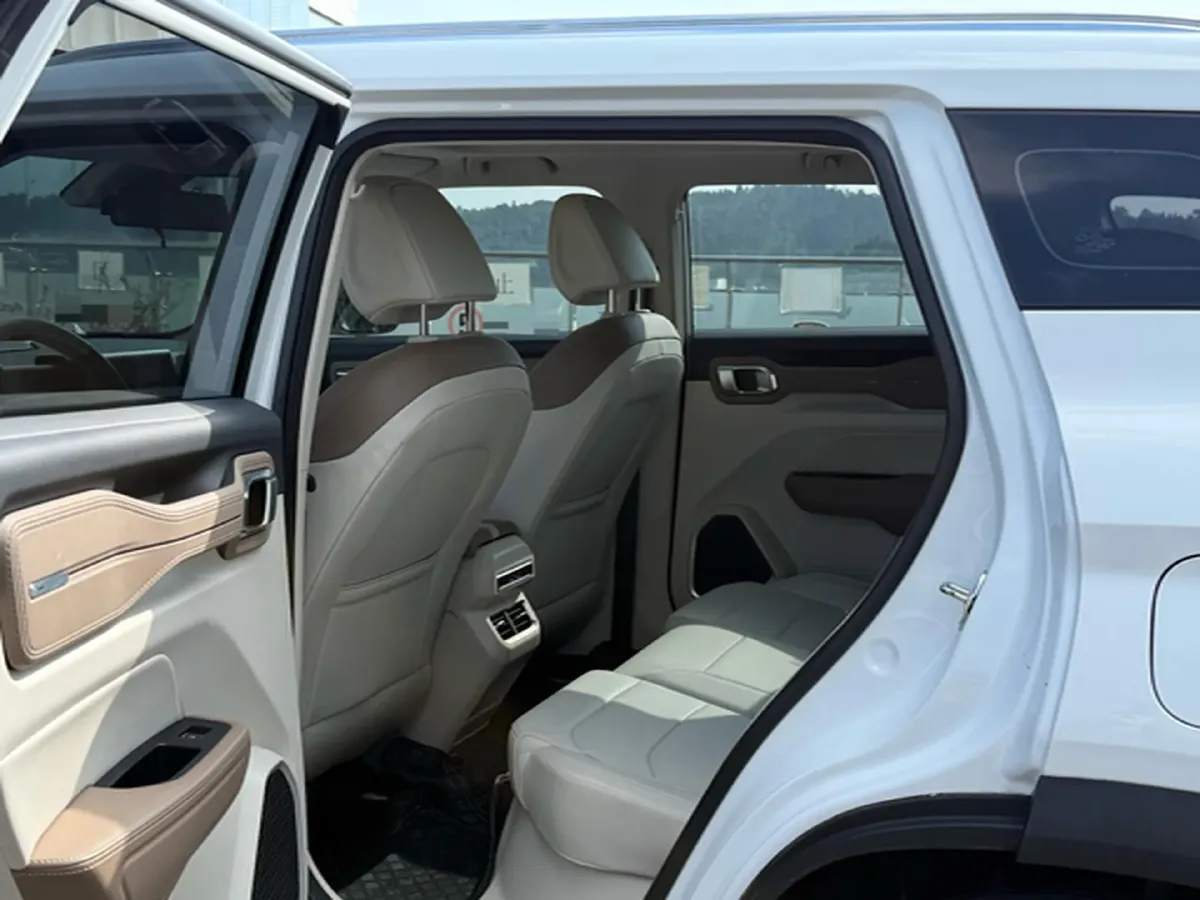 2020 Geely ICON 1.5T 177HP L3 7DCT,autocango,china used car exporter,china ev exporter,chinese used car exporter,chinese used ev exporter