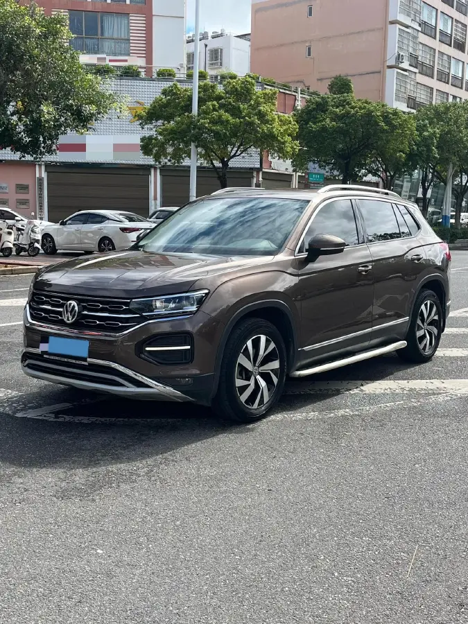 2019 Jeep Cherokee 2.0T 234HP L4 9AT