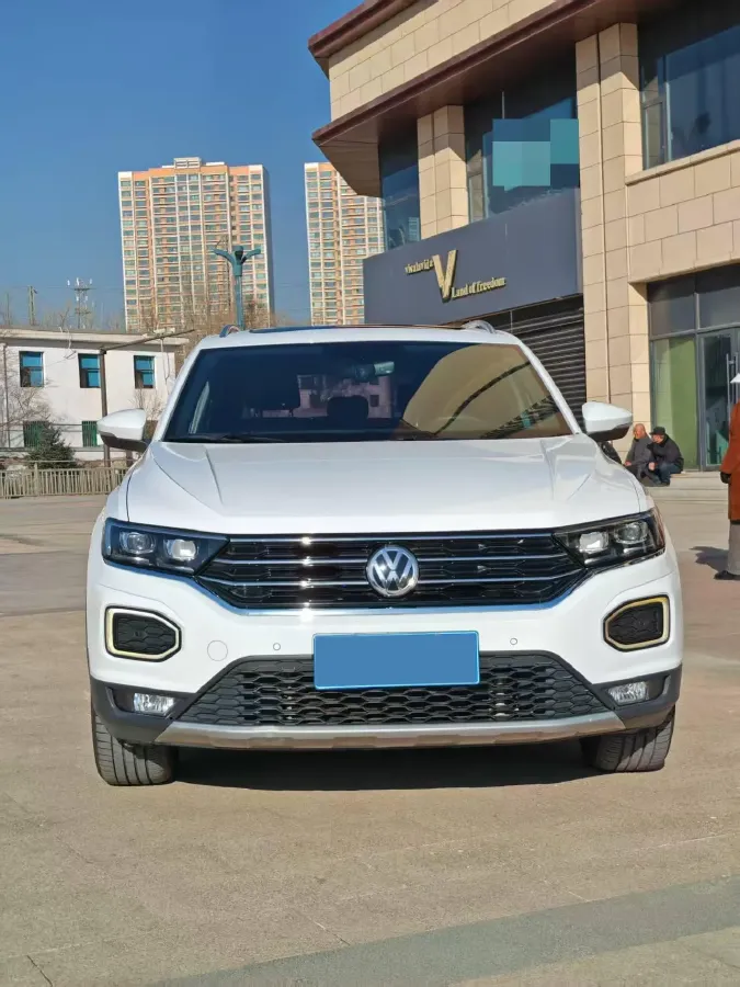 2018 Ford Kuga 1.5T 181HP L4 6AT,autocango,china used car exporter,china ev exporter,chinese used car exporter,chinese used ev exporter
