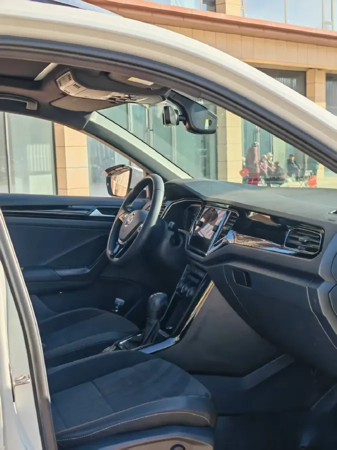 2018 Ford Kuga 1.5T 181HP L4 6AT,autocango,china used car exporter,china ev exporter,chinese used car exporter,chinese used ev exporter