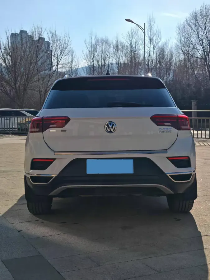 2018 Ford Kuga 1.5T 181HP L4 6AT,autocango,china used car exporter,china ev exporter,chinese used car exporter,chinese used ev exporter