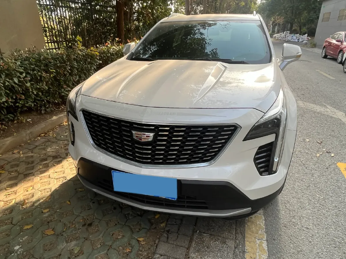 2021 Cadillac XT4 2.0T 237HP L4 9AT,autocango,china used car exporter,china ev exporter,chinese used car exporter,chinese used ev exporter