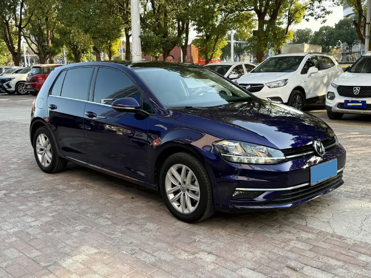 2018 Volkswagen Golf 1.6L 110HP L4 6AT,autocango,china used car exporter,china ev exporter,chinese used car exporter,chinese used ev exporter