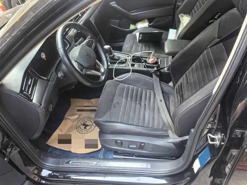 2020 Volkswagen Magotan 2.0T 186HP L4 7DCT,autocango,china used car exporter,china ev exporter,chinese used car exporter,chinese used ev exporter
