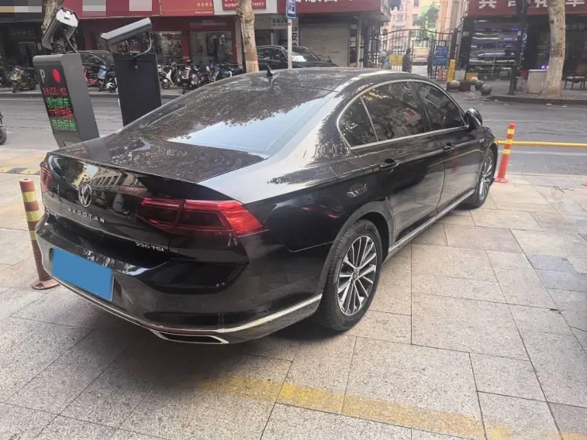 2020 Volkswagen Magotan 2.0T 186HP L4 7DCT,autocango,china used car exporter,china ev exporter,chinese used car exporter,chinese used ev exporter