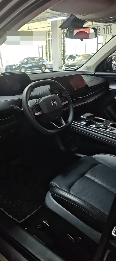 2022 ChangAn Oshan X7 Plus 1.5T 188HP L4 7DCT,autocango,china used car exporter,china ev exporter,chinese used car exporter,chinese used ev exporter