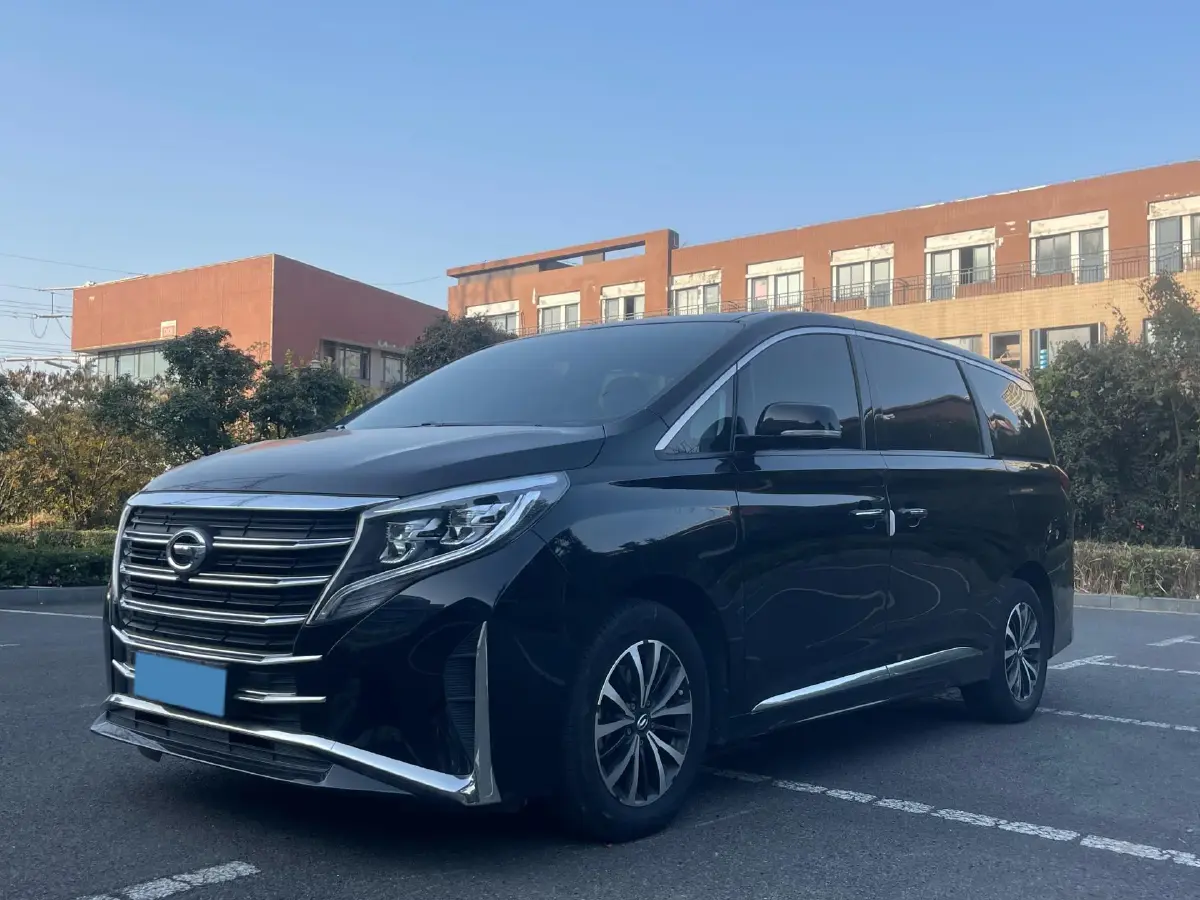 2021 GAC Trumpchi M8 2.0T 252HP L4 8AT