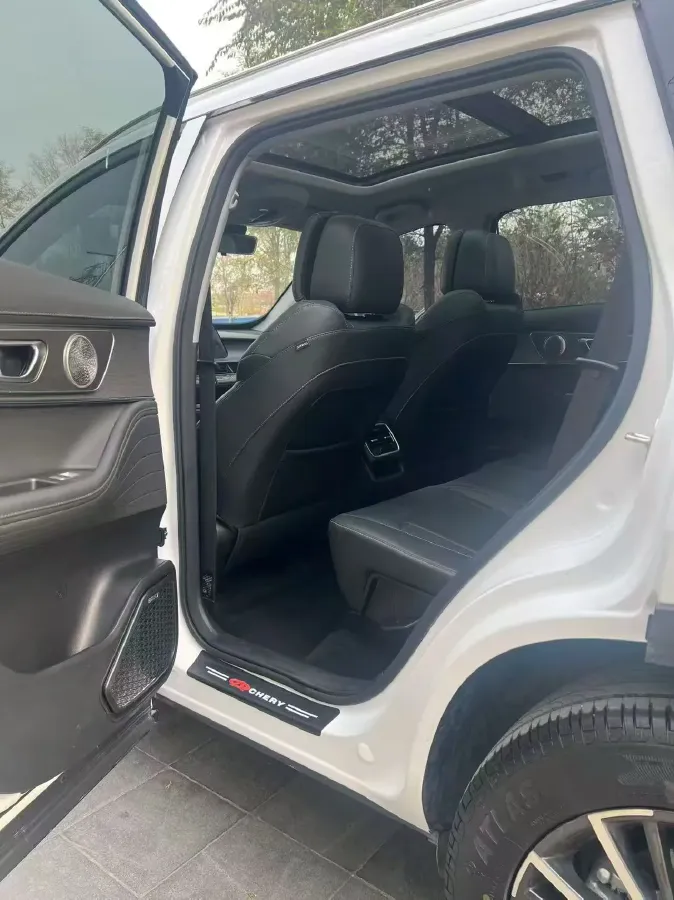 2025 Chery Tiggo 8 PRO 1.6T 197HP L4 7DCT,autocango,china used car exporter,china ev exporter,chinese used car exporter,chinese used ev exporter