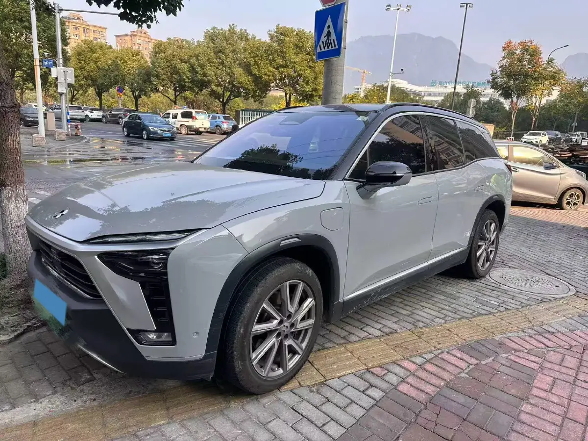 2020 NIO ES8 BEV 70KWH